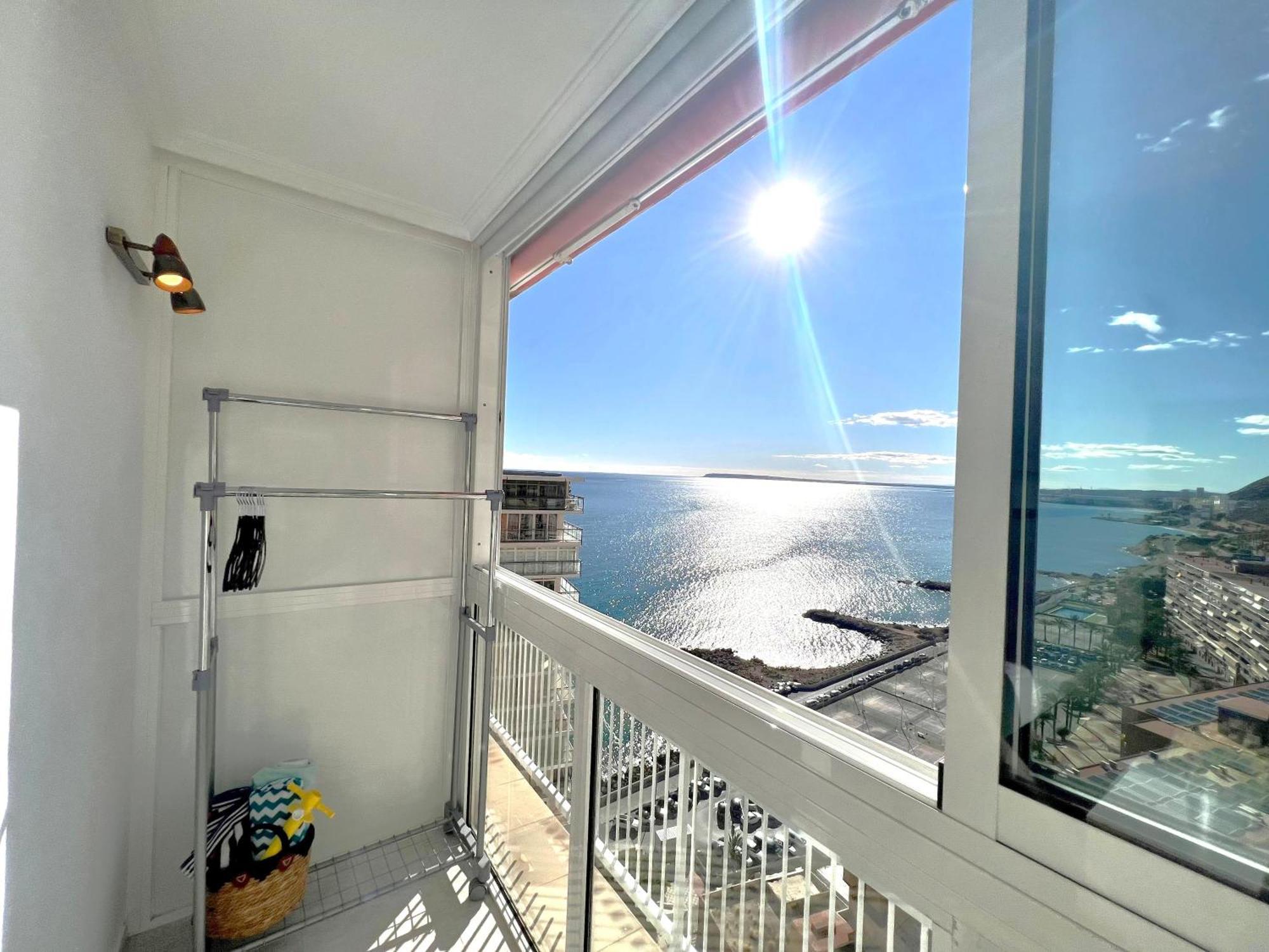 Appartamento Vistas Al Mar. Gran Salon. Playa A 1 Minuto. Wifi Alicante Esterno foto