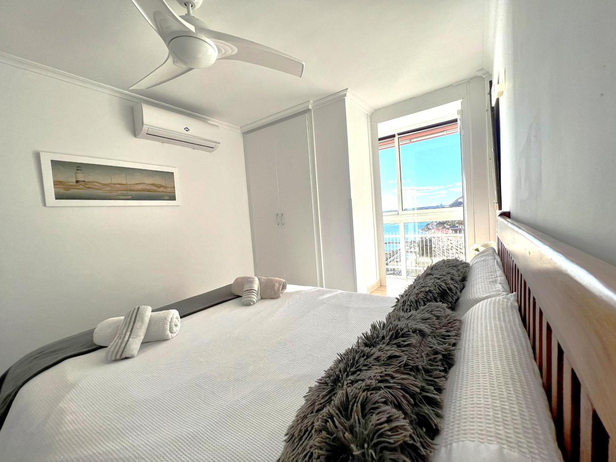Appartamento Vistas Al Mar. Gran Salon. Playa A 1 Minuto. Wifi Alicante Esterno foto